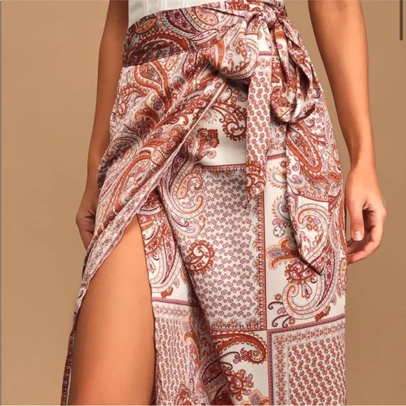 NEW Lulu's Satin Take A Walk With Me Paisley Wrap Front Midi Slip Skirt Medium - Picture 10 of 11